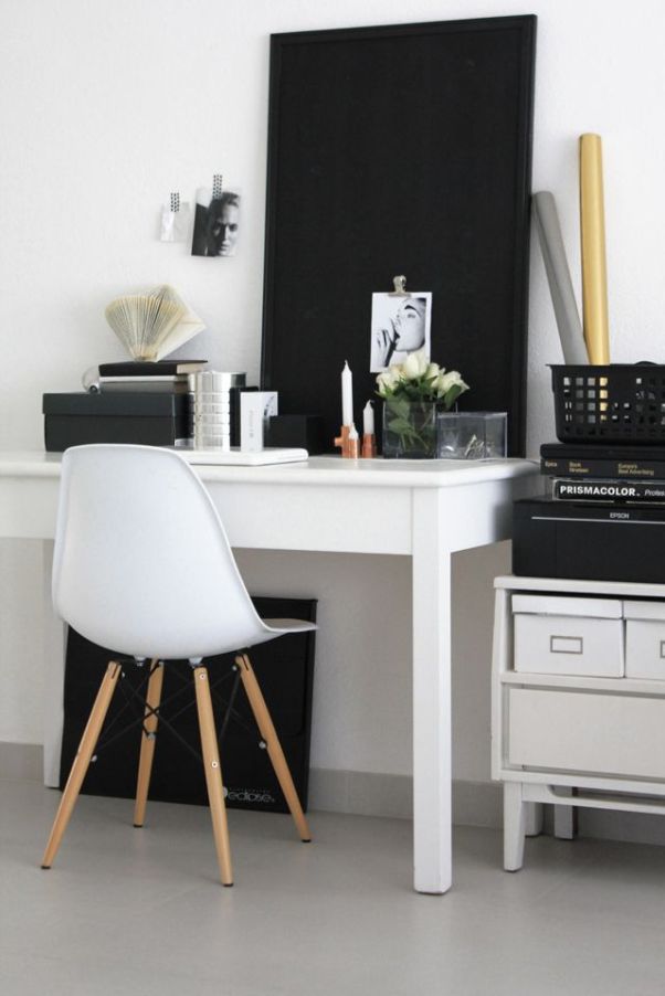 10 inspiring work spaces in black and white - by Myra Madeleine