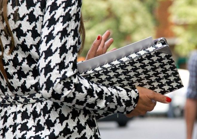 ways to wear houndstooth this fall - by Myra Madeleine