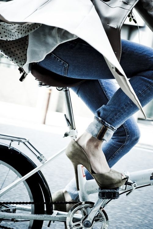 fried chicken and champagne?...why the hell not?! | Myra Madeleine