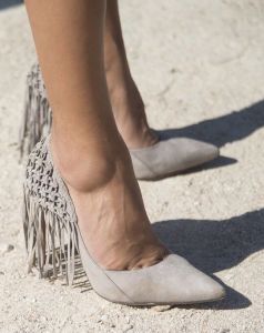 ways to wear fringe this summer | Myra Madeleine