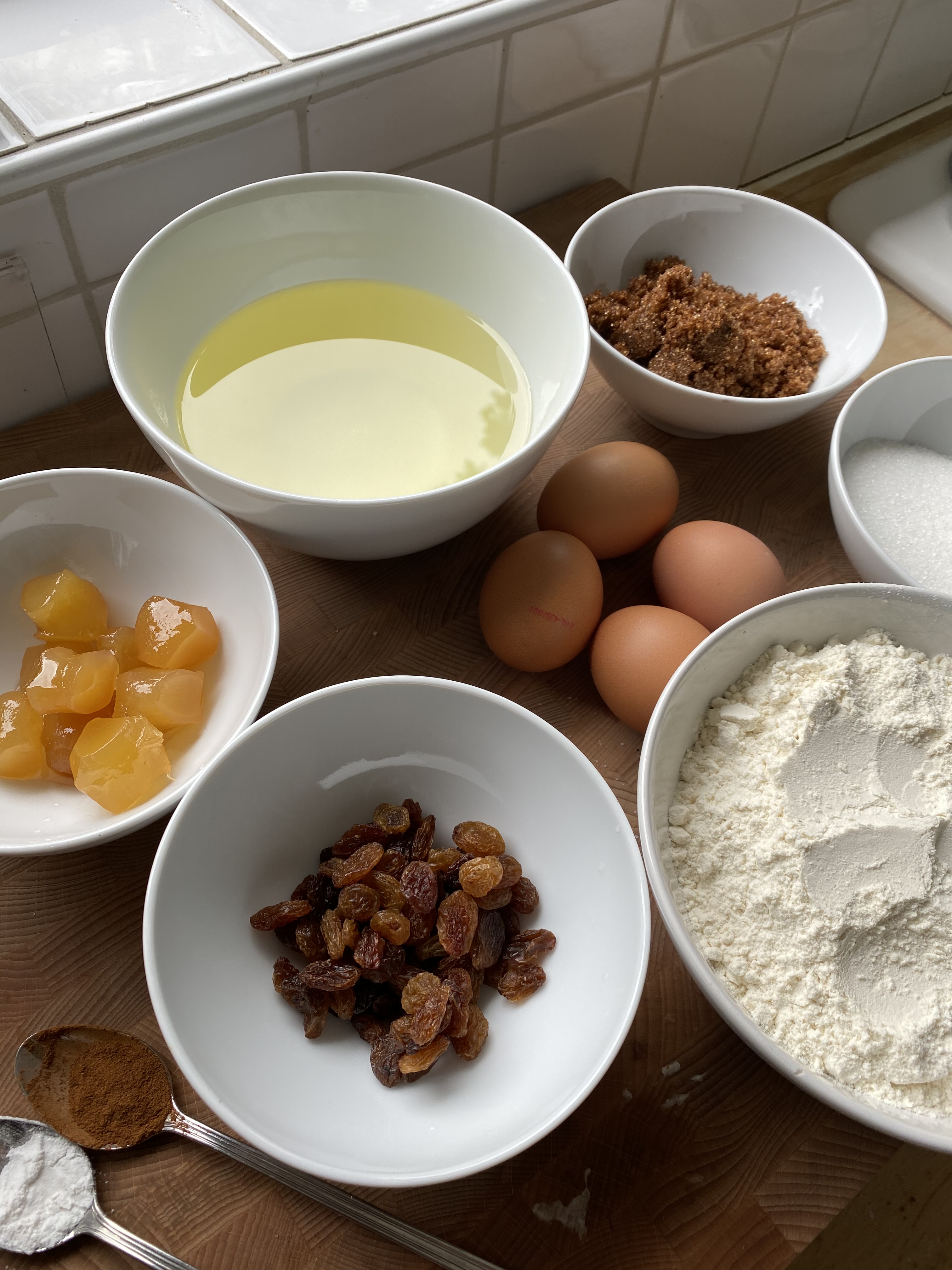 gembermufins met vanillesaus Paul Kappé