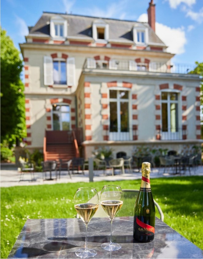 la table des chefs by mumm in Reims